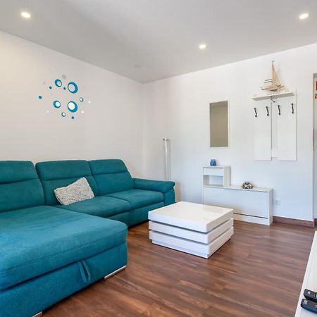 Serene Blue 1 Bdr Flat With Balcony By Lovelystay Portimao Exterior photo